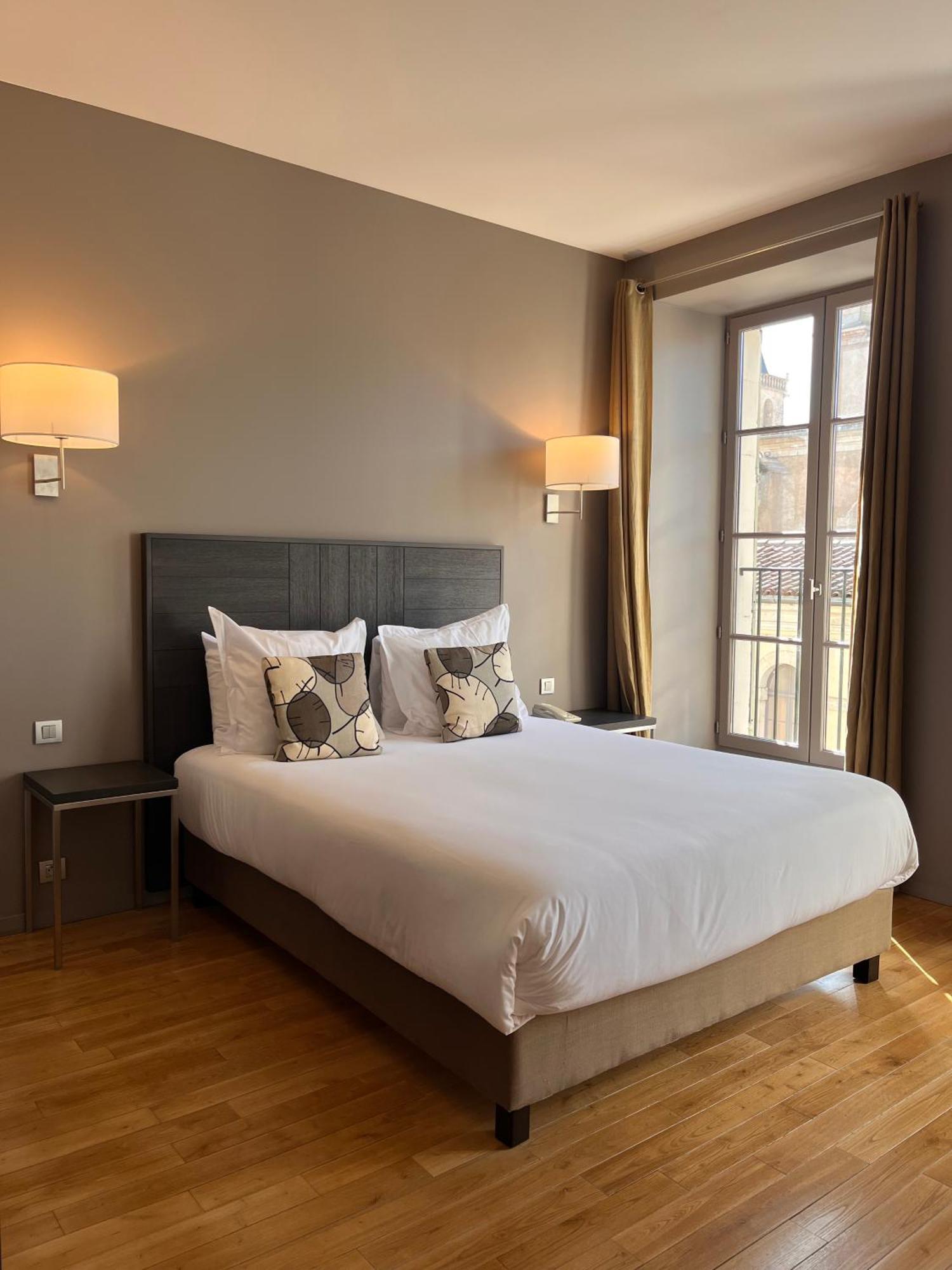 Grand Hotel De Castres Кастр Екстер'єр фото