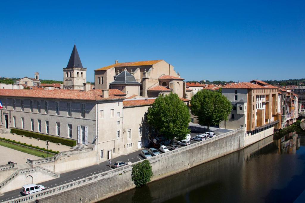 Grand Hotel De Castres Кастр Екстер'єр фото